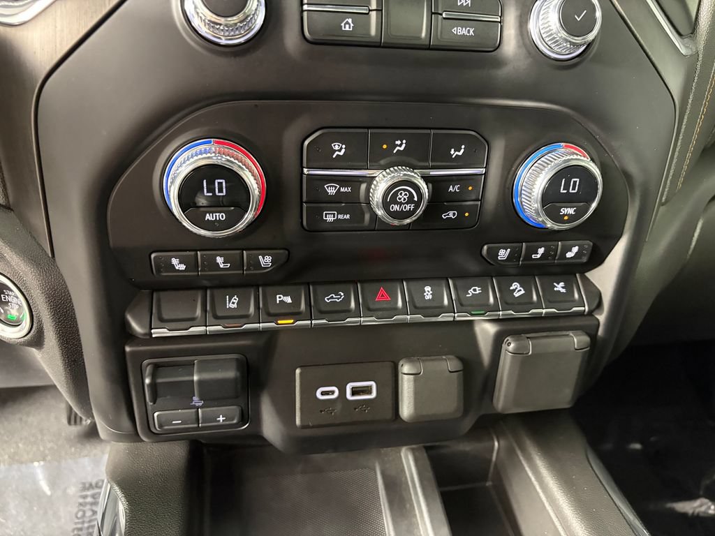 Used 2023 GMC Sierra 2500 AT4 w/ AT4 Preferred Package AWD/4WD image 19