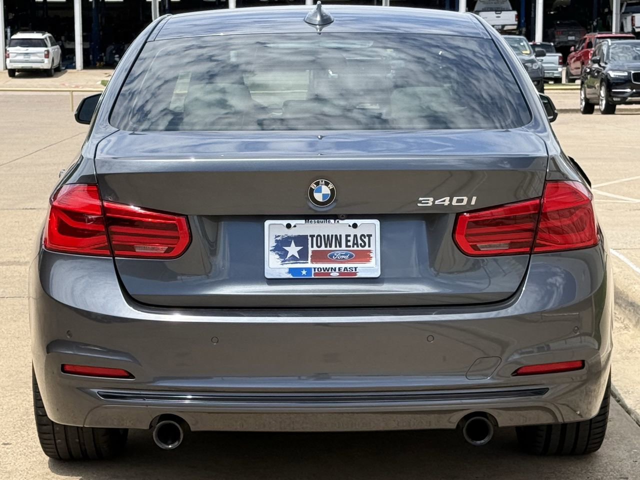 Used 2017 BMW 340i Sedan RWD image 6