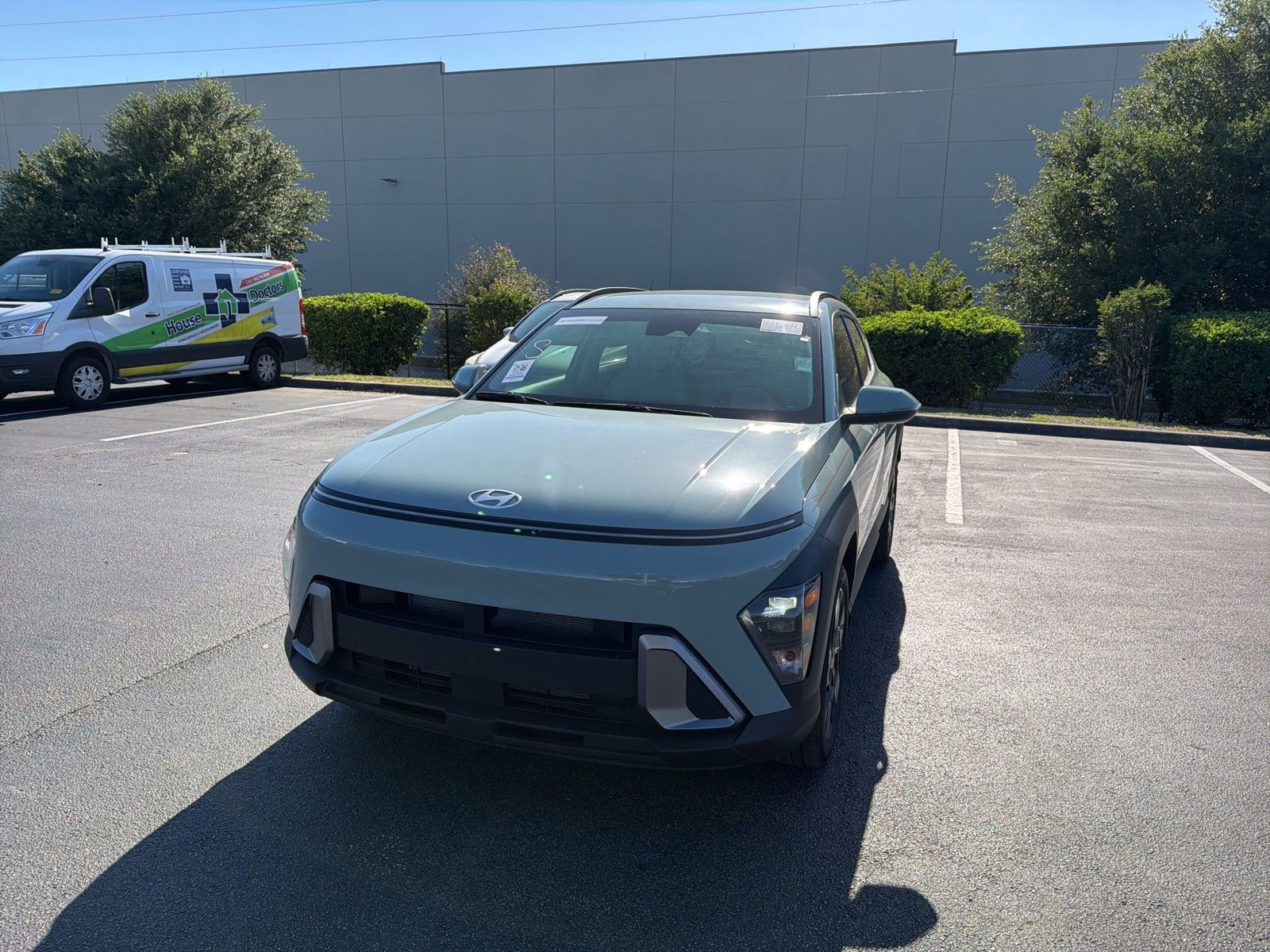 Used 2025 Hyundai Kona SEL FWD image 3