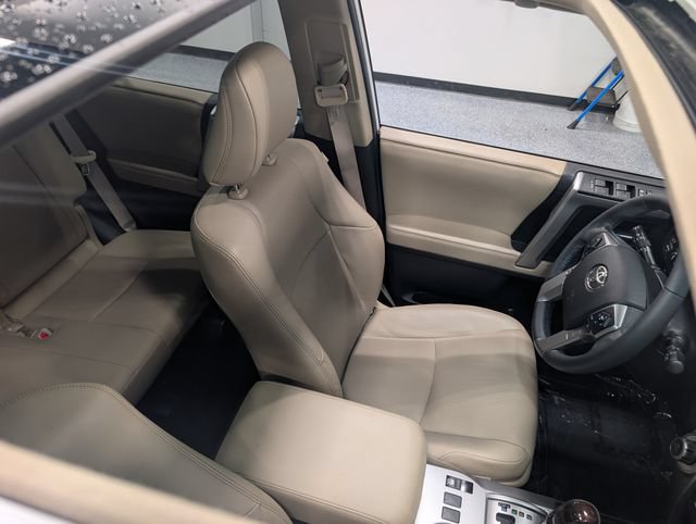 Used 2023 Toyota 4Runner Limited AWD/4WD image 38