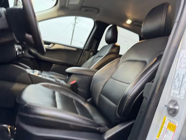 Certified 2025 Ford Escape Platinum image 14