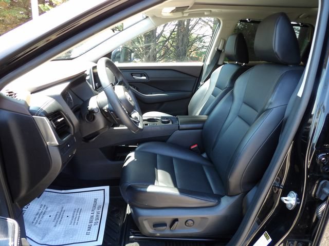 Used 2023 Nissan Rogue SV w/ SV Premium Package AWD/4WD image 15