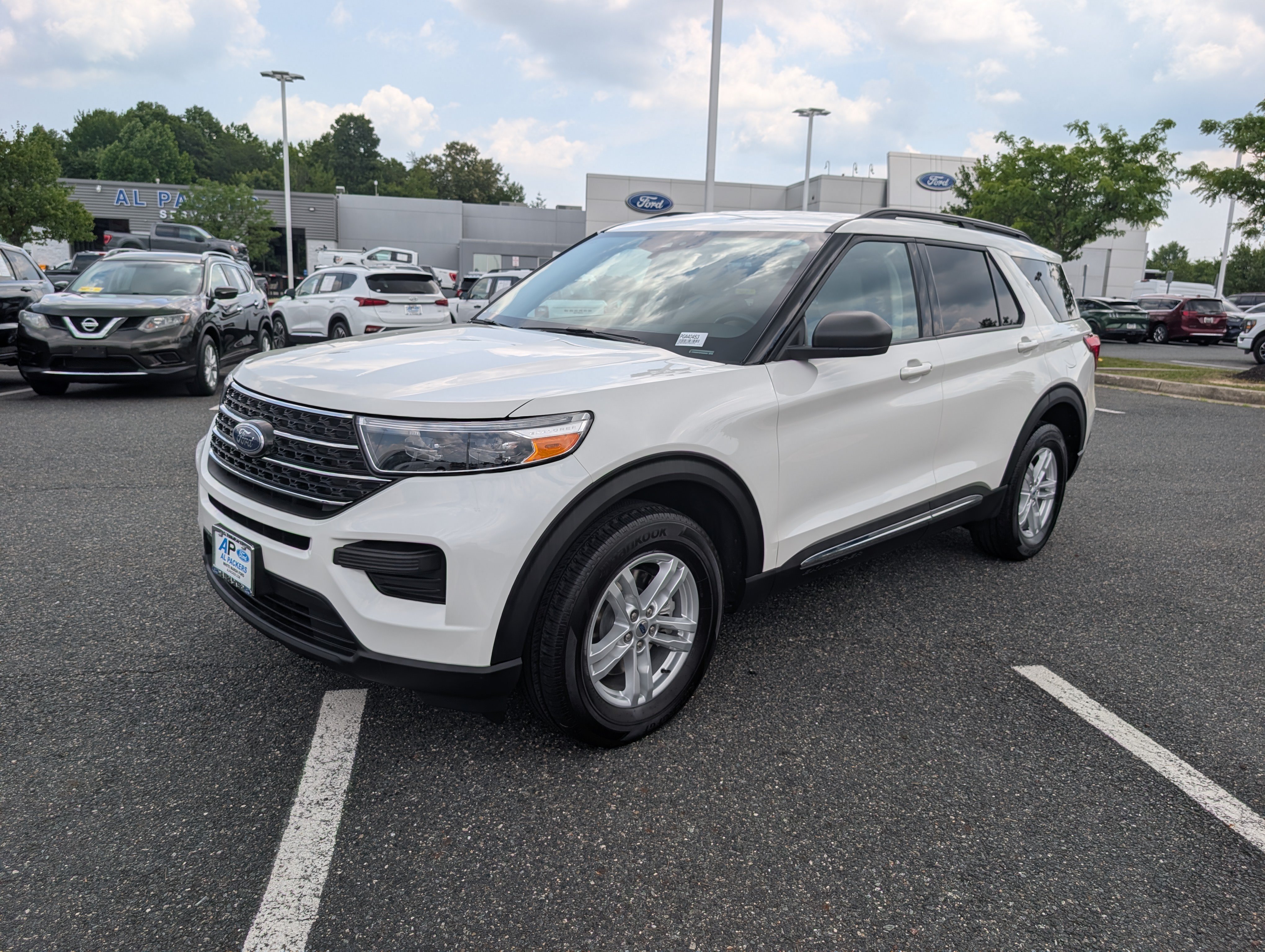 Certified 2023 Ford Explorer XLT AWD/4WD image 7