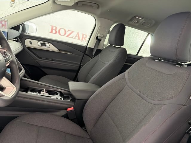 Certified 2026 Ford Explorer Active AWD/4WD image 11