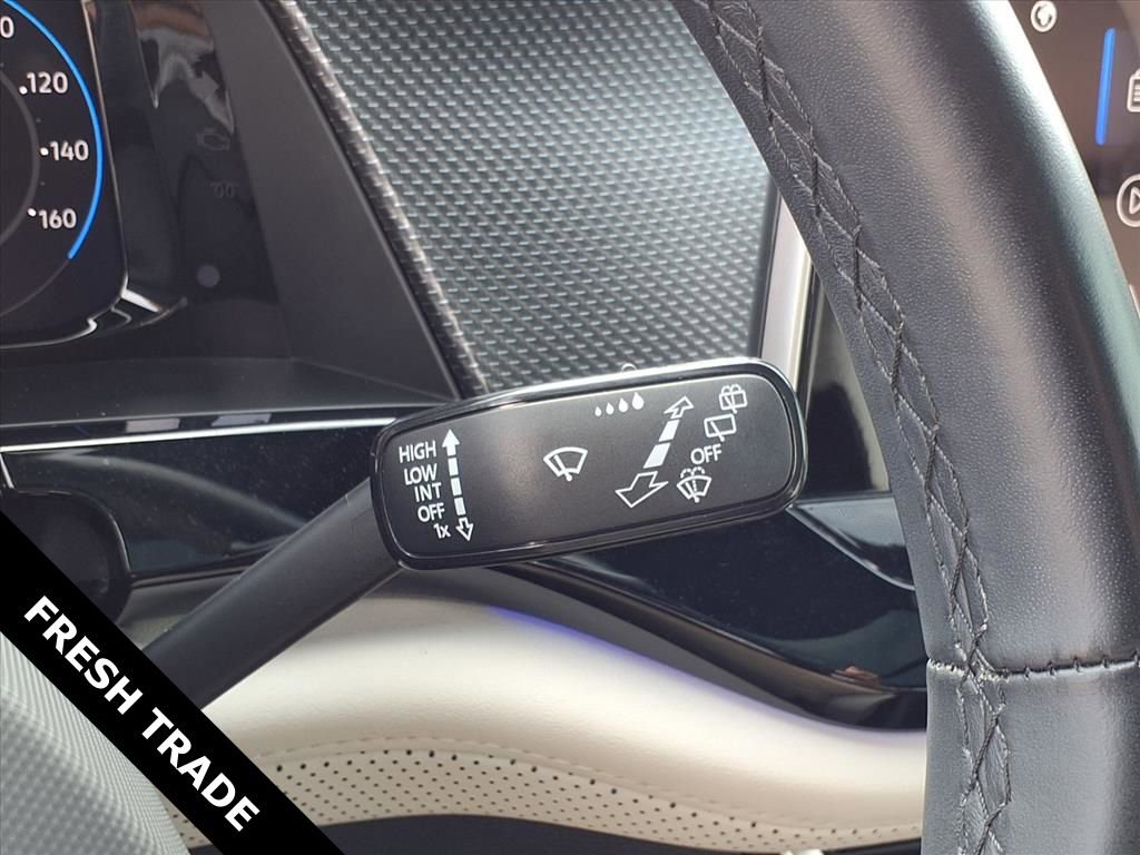 Used 2024 Volkswagen Atlas Cross Sport SEL Premium R-Line AWD/4WD image 19