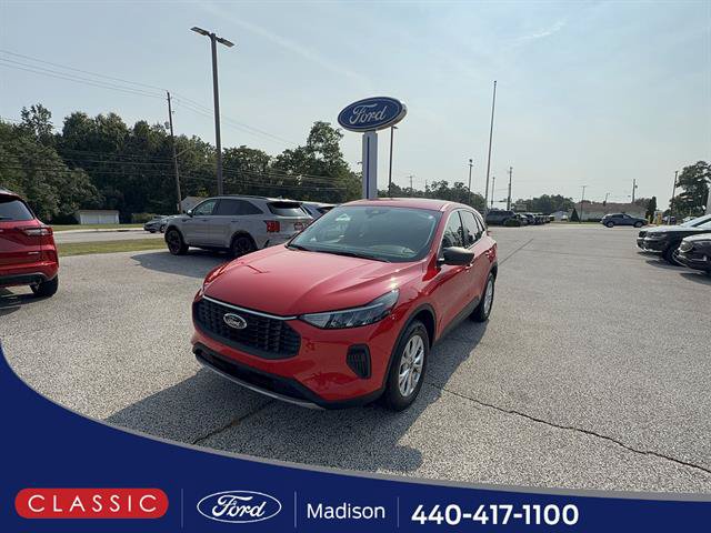 Certified 2024 Ford Escape Active AWD/4WD image 1
