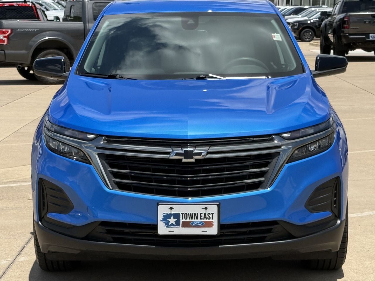 Used 2024 Chevrolet Equinox LS w/ Sport Edition FWD image 8