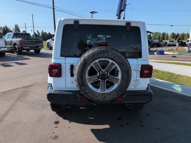 Used 2019 Jeep Wrangler Unlimited Sahara AWD/4WD image 4