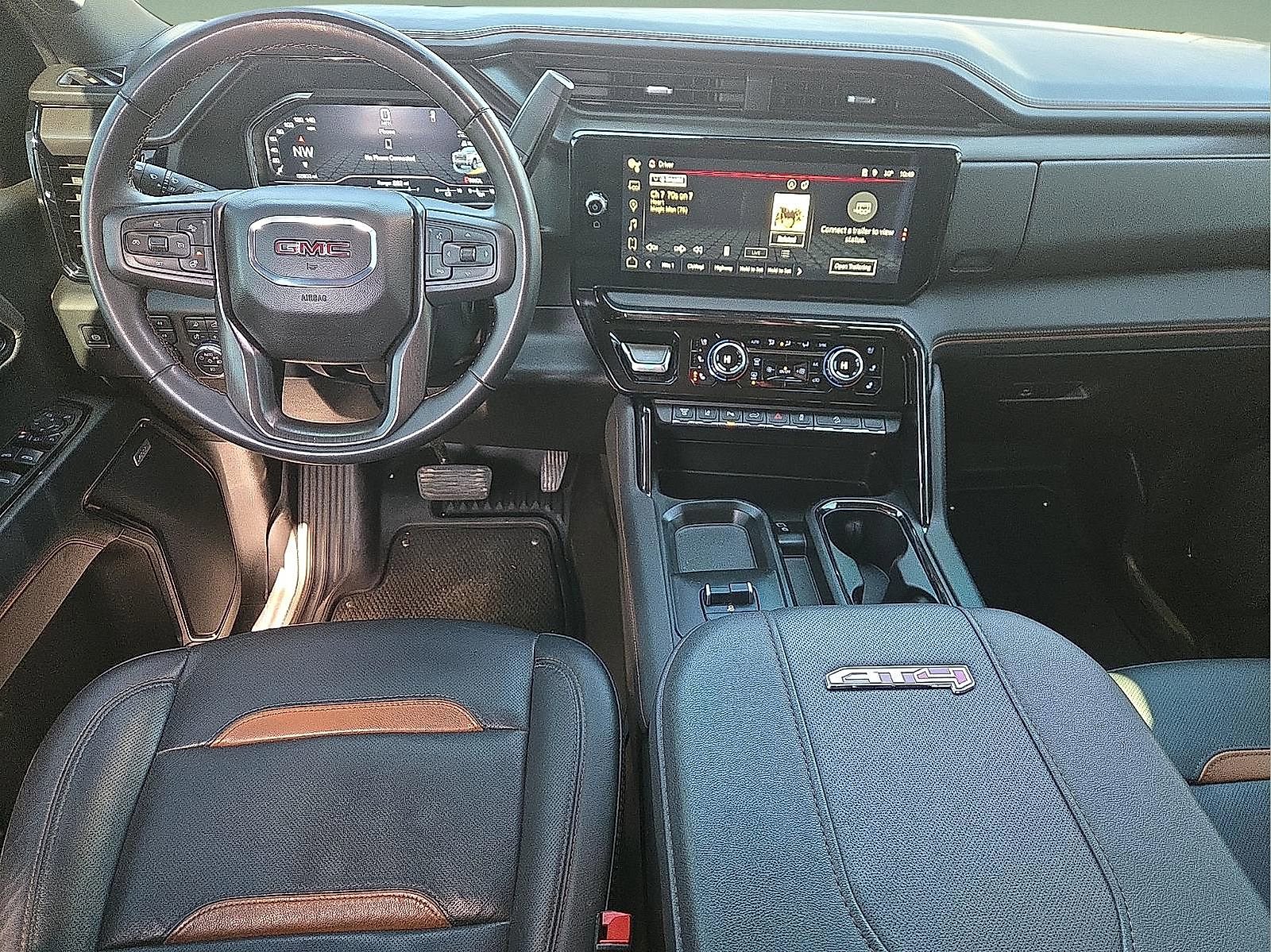 Used 2025 GMC Sierra 2500 AT4 w/ AT4 Premium Plus Package image 11