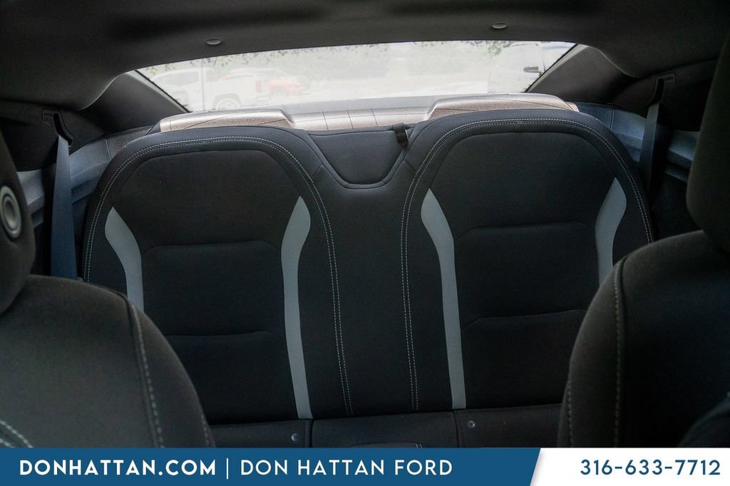 Used 2019 Chevrolet Camaro LT RWD image 15