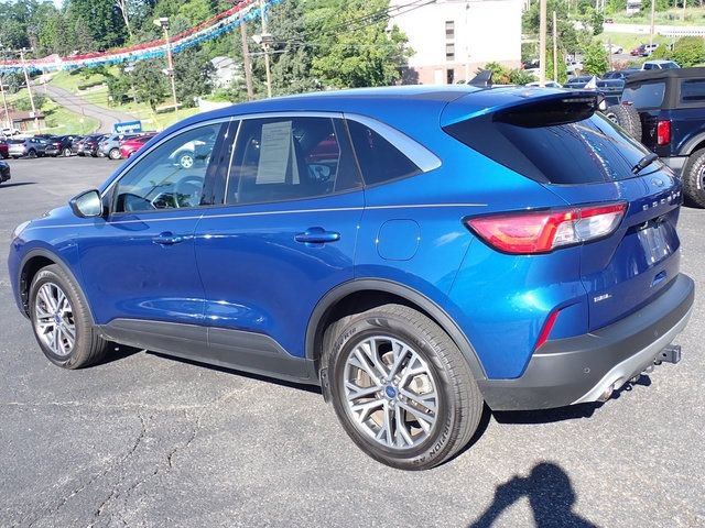 Certified 2022 Ford Escape SEL w/ Technology Package AWD/4WD image 4