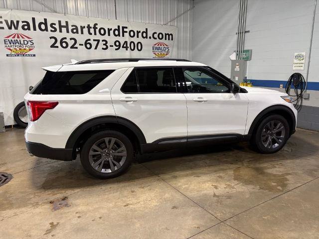 Certified 2024 Ford Explorer XLT w/ Equipment Group 202A AWD/4WD image 7