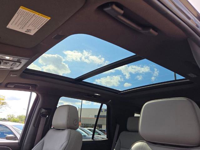 Used 2022 GMC Yukon SLT w/ SLT Premium Package image 29