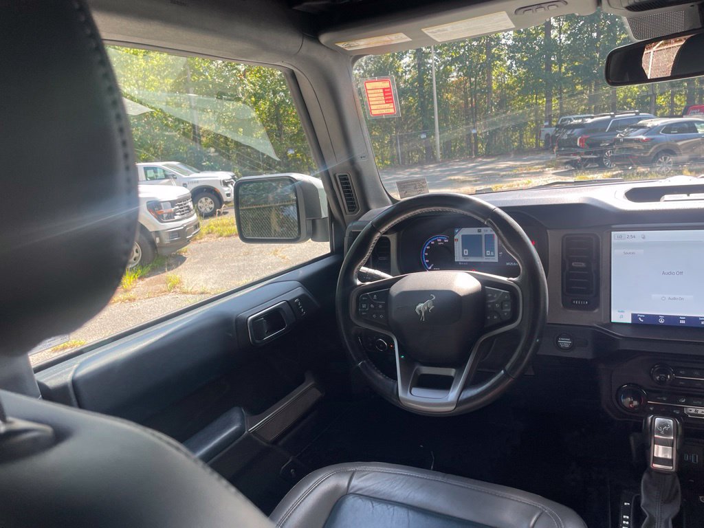 Certified 2022 Ford Bronco Outer Banks w/ Sasquatch Package AWD/4WD image 9