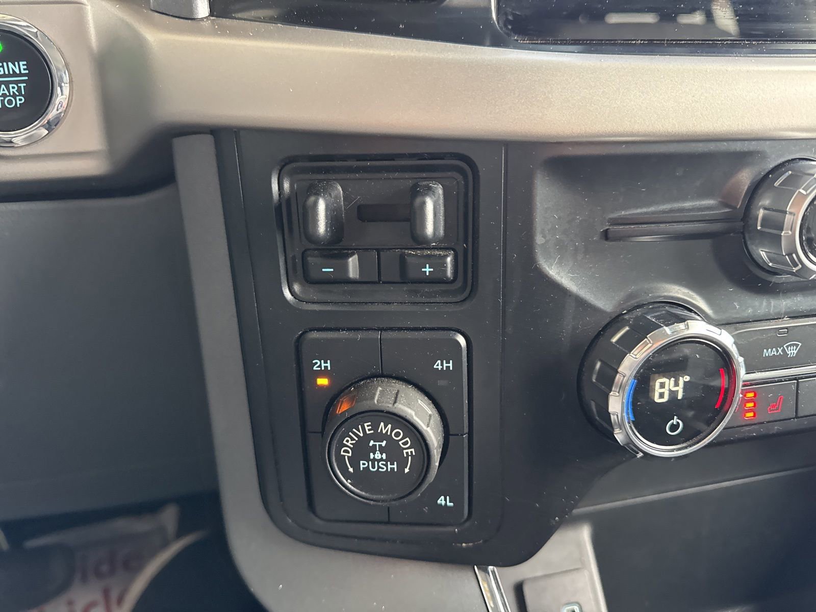 Certified 2021 Ford F150 XLT w/ Equipment Group 302A High image 33