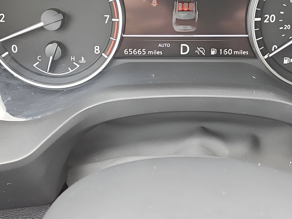 Used 2024 Nissan Rogue SV AWD/4WD image 27