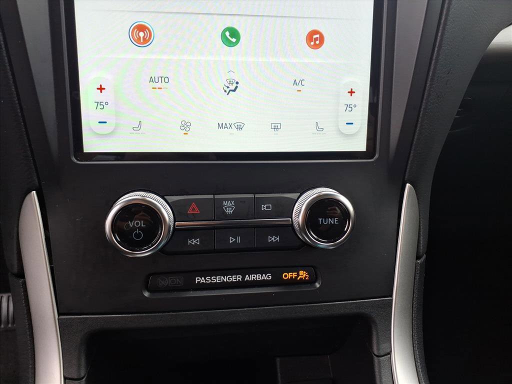 Certified 2024 Ford Edge SEL image 18