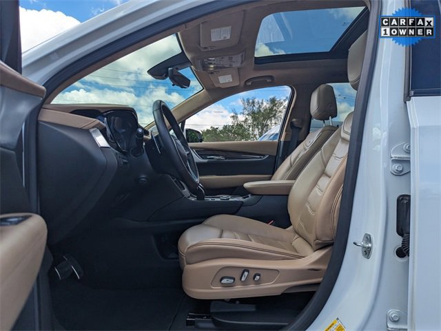 Used 2024 Cadillac XT6 Sport w/ Platinum Package image 8