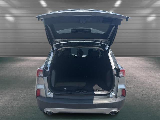 Certified 2022 Ford Escape SEL w/ Technology Package image 10