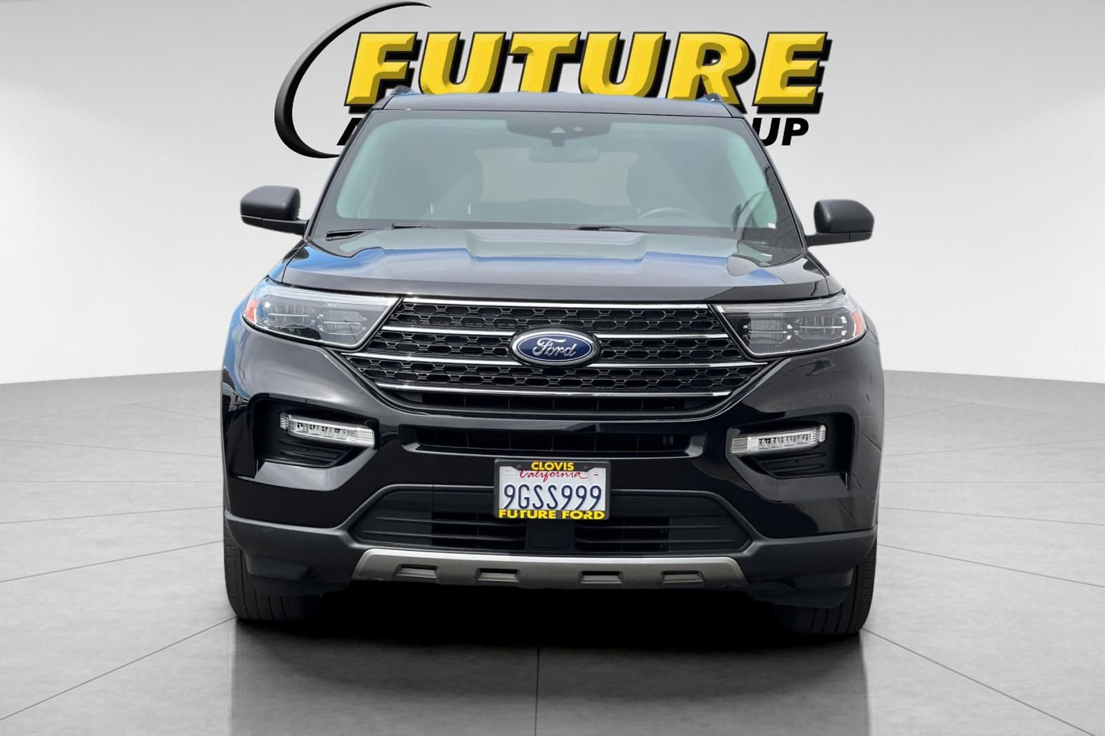 Certified 2022 Ford Explorer XLT w/ Equipment Group 202A AWD/4WD image 8
