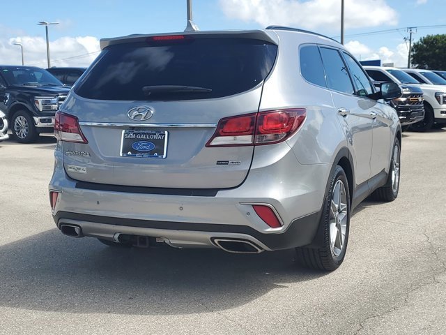 Used 2018 Hyundai Santa Fe SE Ultimate w/ SE Ultimate Tech Package 03 image 4