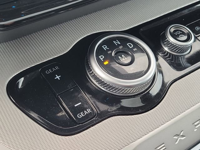 Certified 2025 Ford Expedition Active AWD/4WD image 19