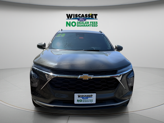 Used 2024 Chevrolet Trax LT w/ LT Convenience Package FWD image 8