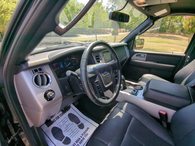 Certified 2017 Ford Expedition XLT w/ Equipment Group 202A AWD/4WD image 15