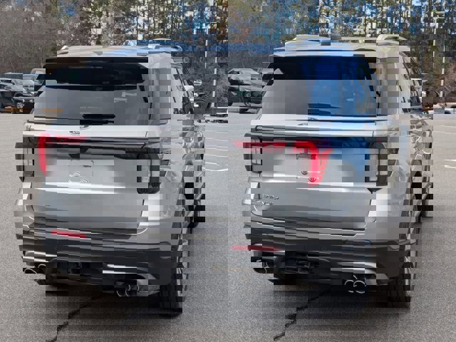 Certified 2025 Ford Explorer Platinum w/ Ultimate Package image 5