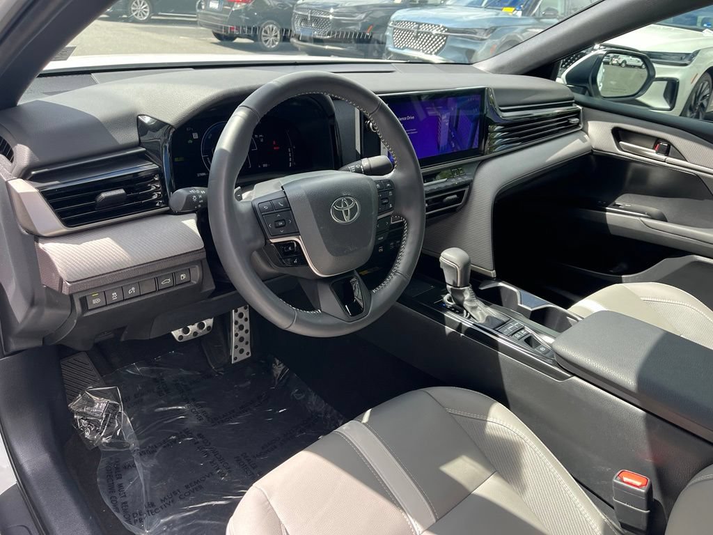 Used 2025 Toyota Camry SE w/ Multimedia Upgrade Package FWD image 23