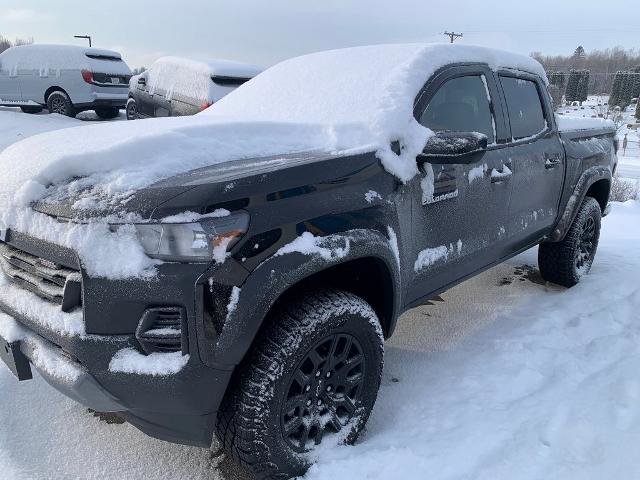 Used 2024 Chevrolet Colorado Trail Boss w/ Technology Package image 1