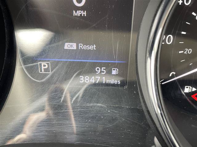 Used 2020 Nissan Rogue SV AWD/4WD image 3