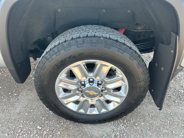 Used 2024 Chevrolet Silverado 2500 High Country w/ LPO, Dark Essentials Package AWD/4WD image 29