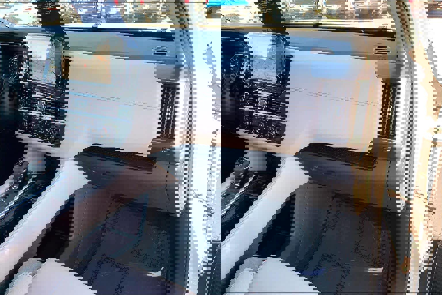 Used 2023 Nissan Pathfinder SL w/ SL Premium Package image 19