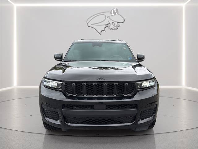 Used 2023 Jeep Grand Cherokee L Laredo AWD/4WD image 9