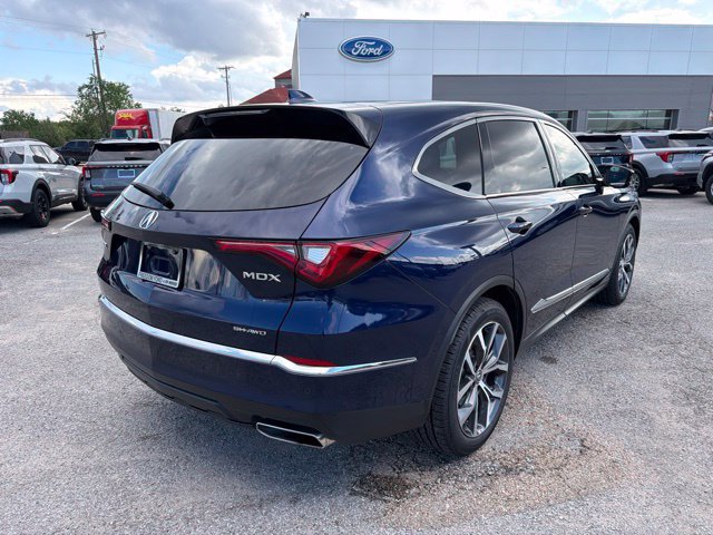 Used 2023 Acura MDX w/ Technology Package AWD/4WD image 5