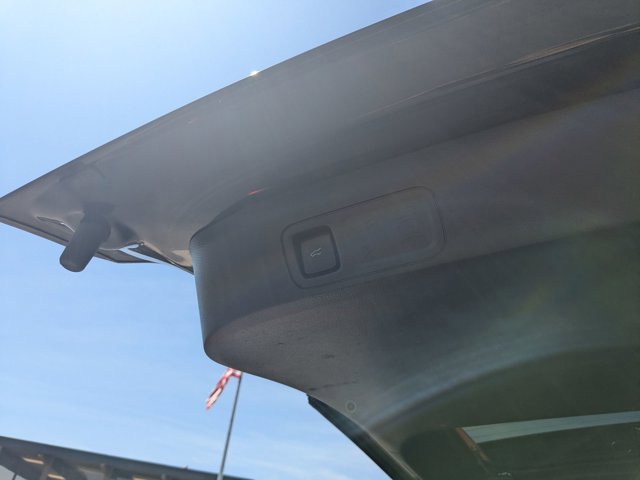 Certified 2024 Ford Expedition XLT RWD image 34