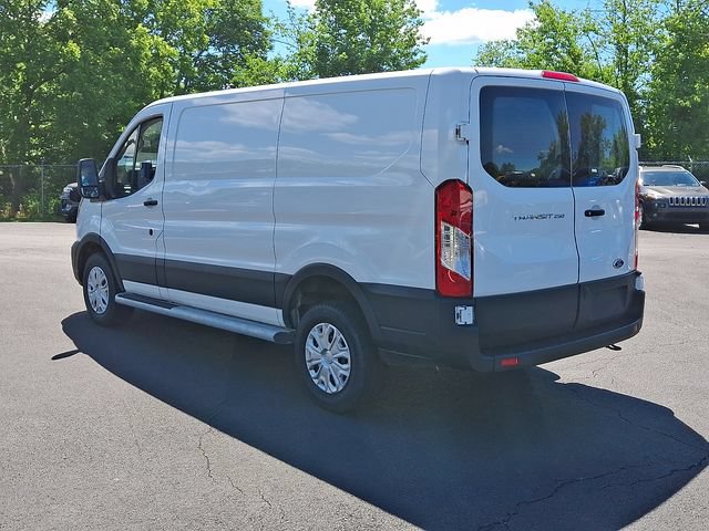 Certified 2024 Ford Transit 250 Low Roof w/ Exterior Upgrade Package RWD image 9