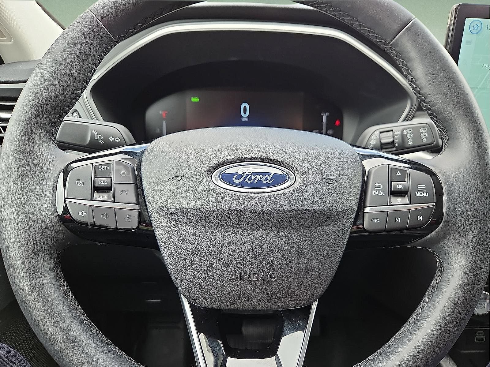 Certified 2025 Ford Escape SE FWD image 24