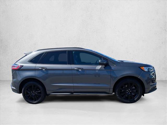 Certified 2022 Ford Edge ST-Line AWD/4WD image 2