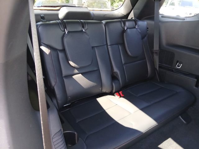 Certified 2025 Ford Explorer ST-Line AWD/4WD image 45