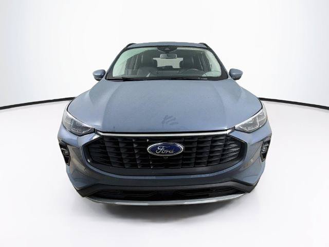 Certified 2024 Ford Escape Platinum AWD/4WD image 2