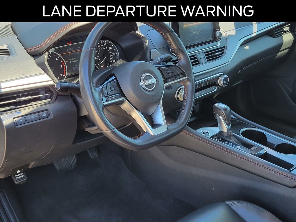 Used 2024 Nissan Altima 2.5 SR FWD image 16