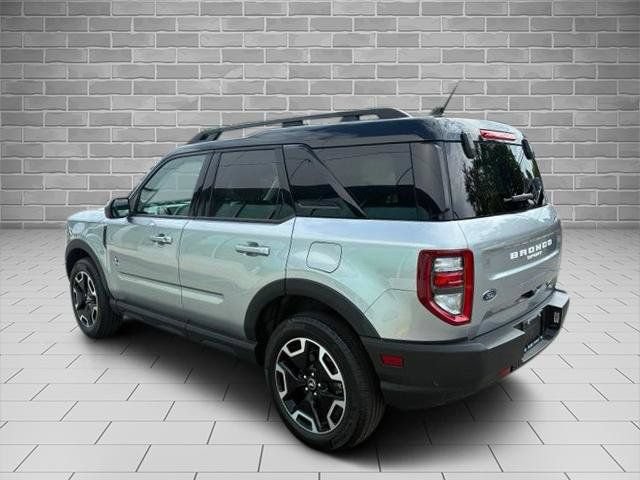 Certified 2023 Ford Bronco Sport Outer Banks w/ Tech Package AWD/4WD image 3