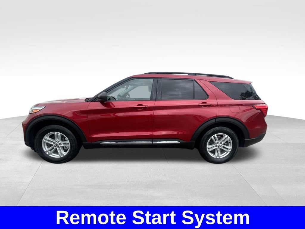 Certified 2022 Ford Explorer XLT w/ Equipment Group 202A image 6