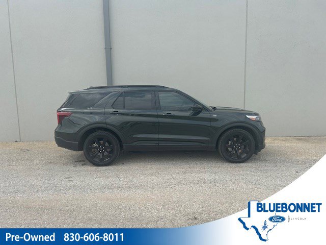 Certified 2023 Ford Explorer ST-Line AWD/4WD image 1