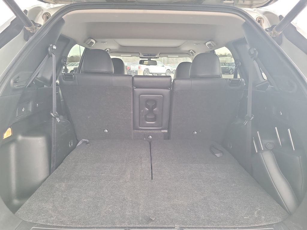 Used 2024 Mitsubishi Outlander SE image 27