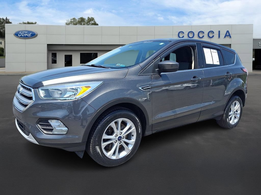 Certified 2017 Ford Escape SE AWD/4WD image 1