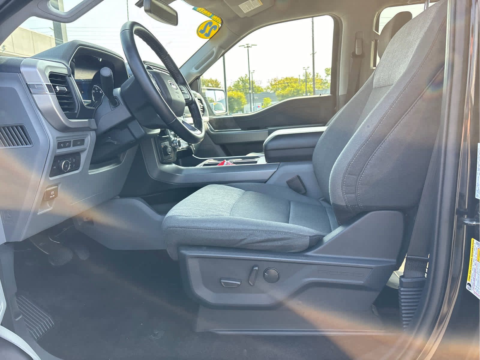 Certified 2022 Ford F150 XLT w/ Equipment Group 302A High image 13