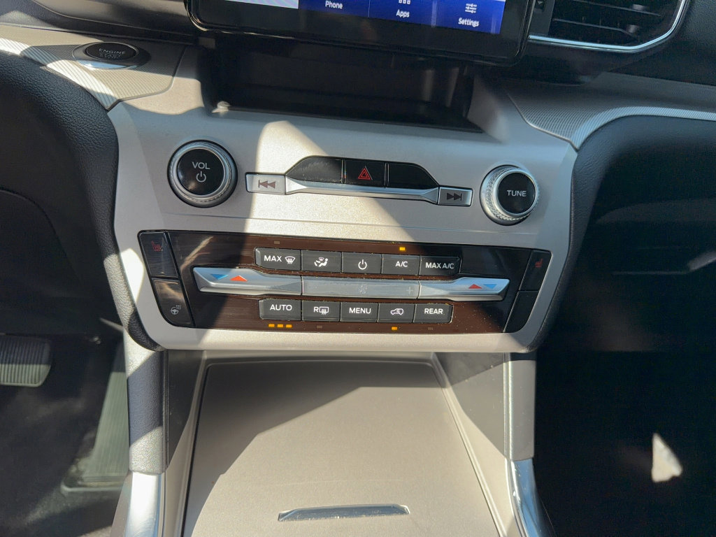 Certified 2023 Ford Explorer XLT w/ Equipment Group 202A image 24